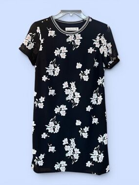 Abercrombie & Fitch Pullover T-Shirt Dress
Sz XS Black Floral Overlay‎